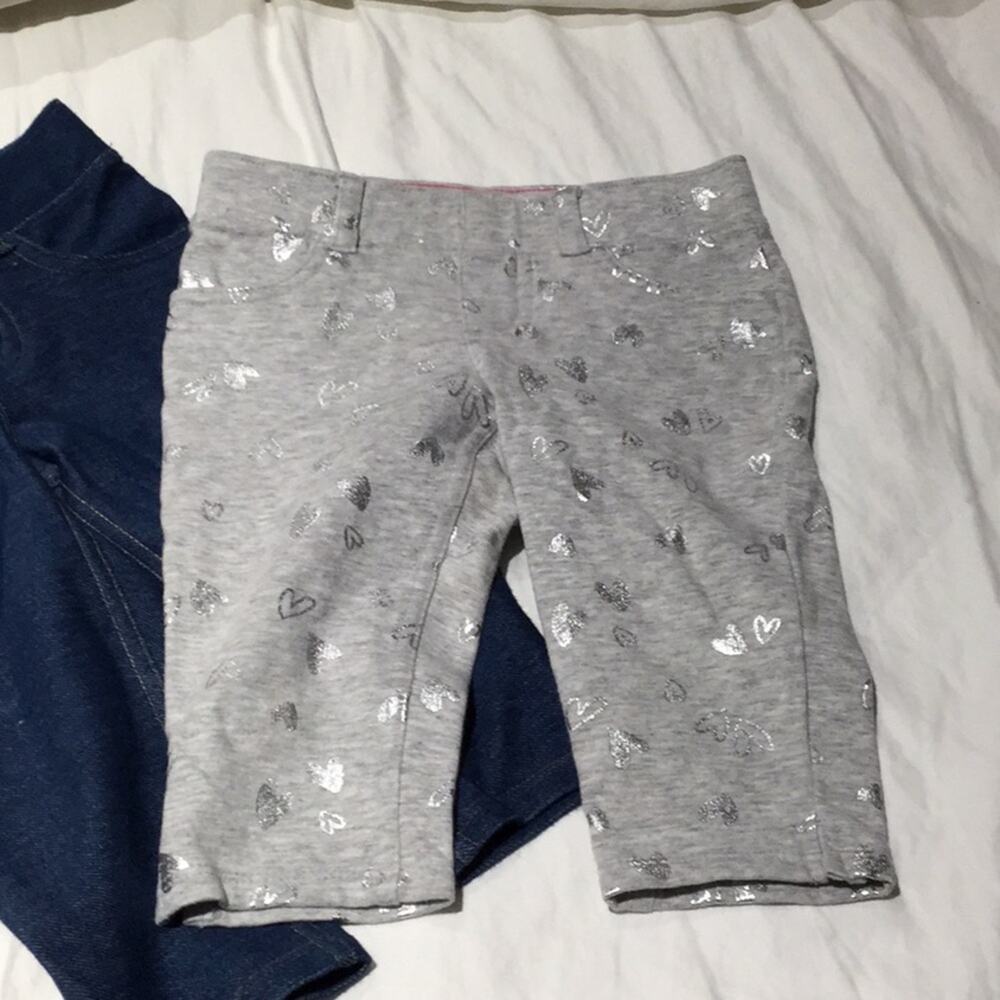 Jumping beans 2t capris set of same guc